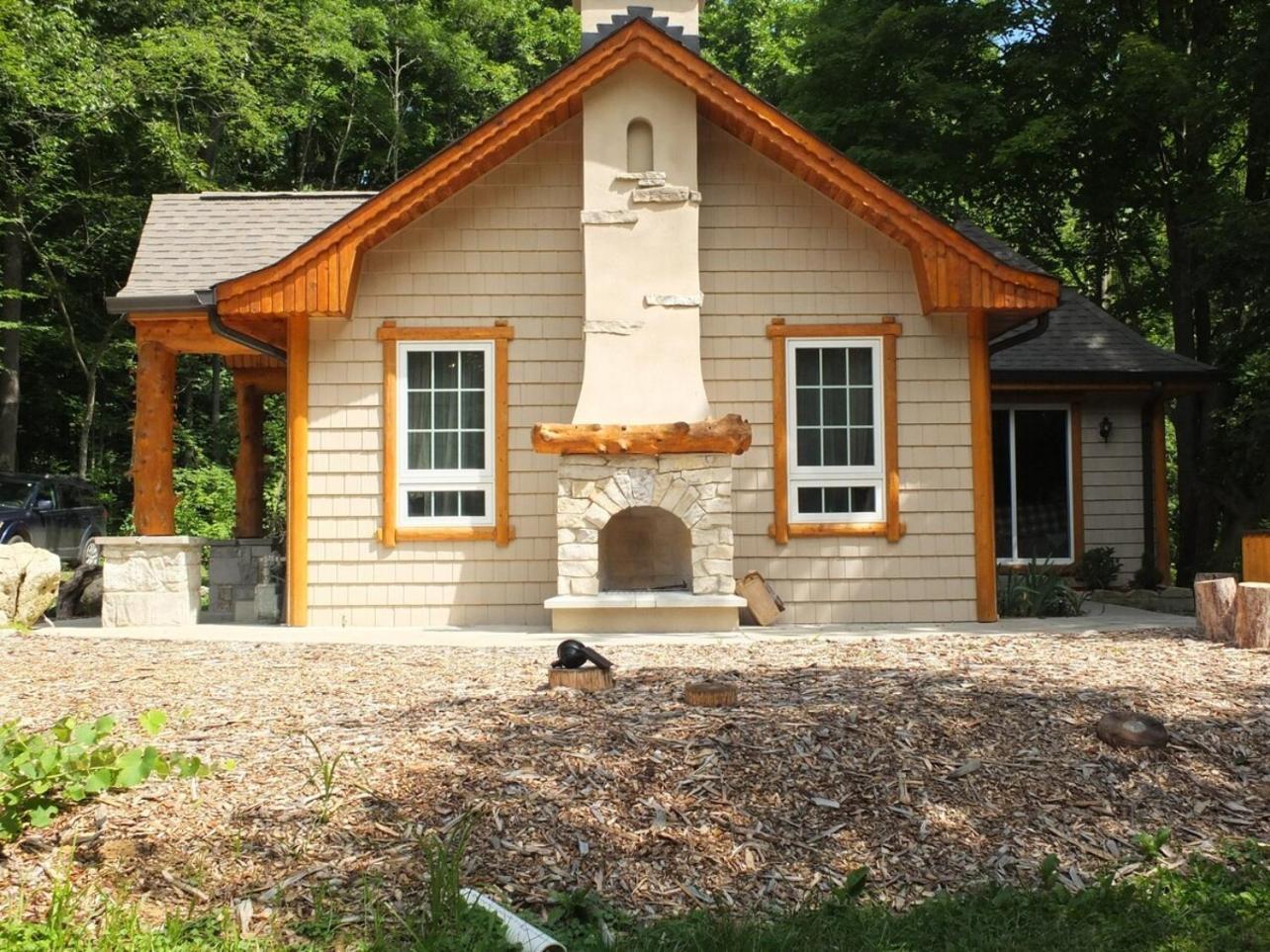 New! La Maison Malabar - Gorgeous Luxury Cabin! South Haven