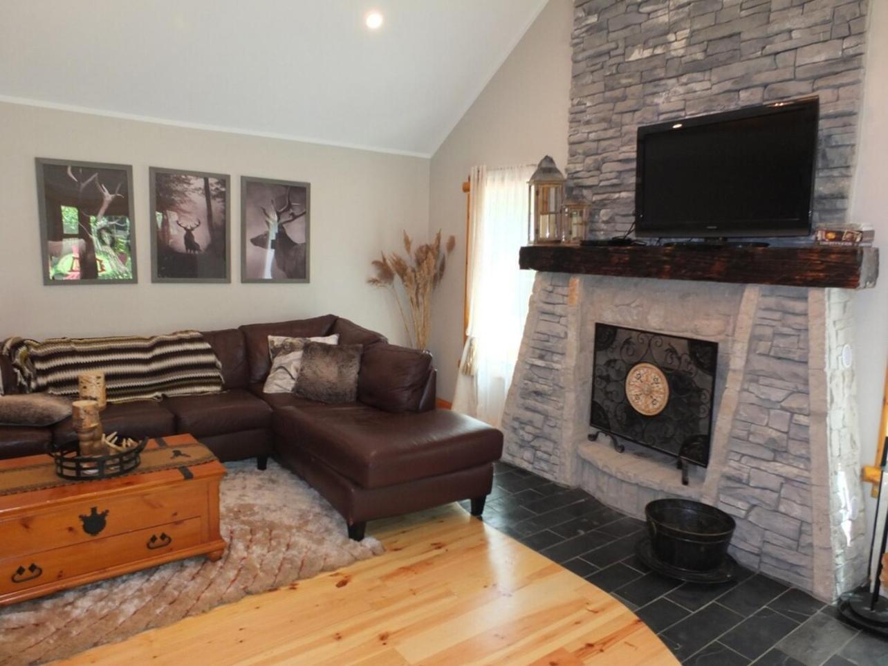 New! La Maison Malabar - Gorgeous Luxury Cabin! Holiday home